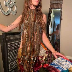 Beautiful knit scarf, gold streaks